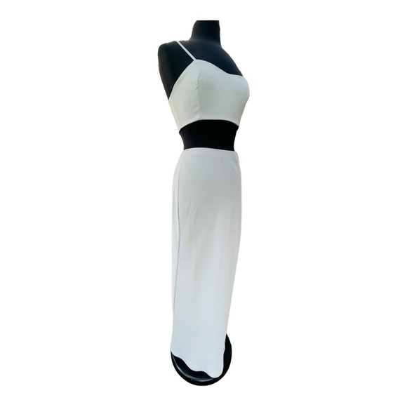 House of Harlow 1960 Satin Crop Top and Maxi Skirt Set InLight Grey Blue Sz S